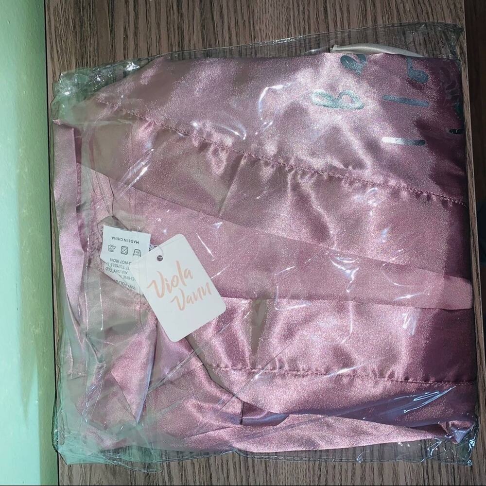 NEW Viola Vann Pink Satin Silky Tie Waist Robe "Bed I Love You" - Picture 3 of 5
